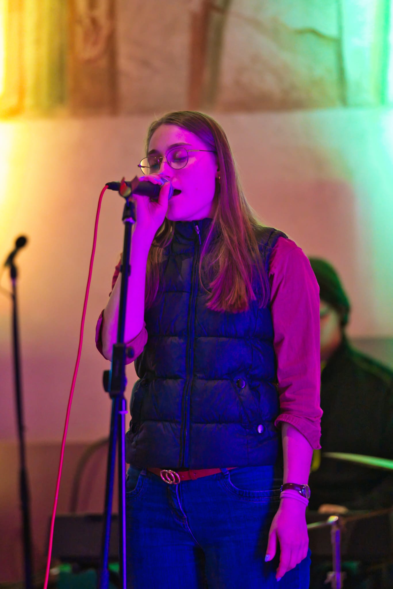 Janina - S&auml;ngerin der Worship-Band ICU